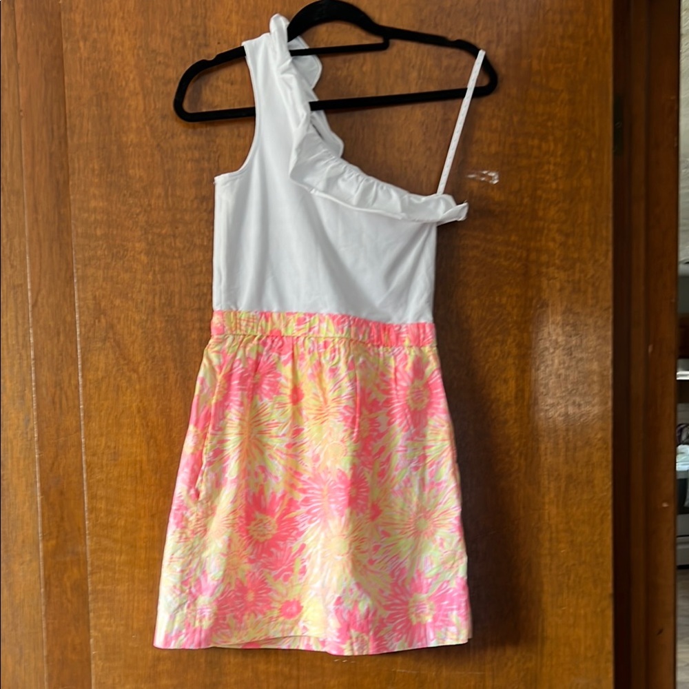 Lilly Pulitzer Dionne Sun kissed glow for the win one shoulder summer dress